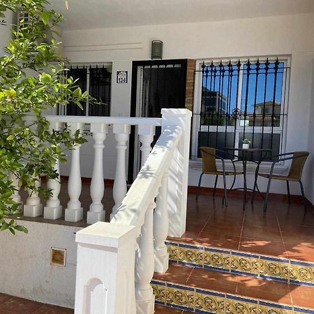 Relax Family Home Zenia Bulevard 奥里韦拉 外观 照片